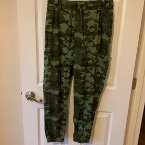 Women’s Cargo Camouflage Jogger Pants
